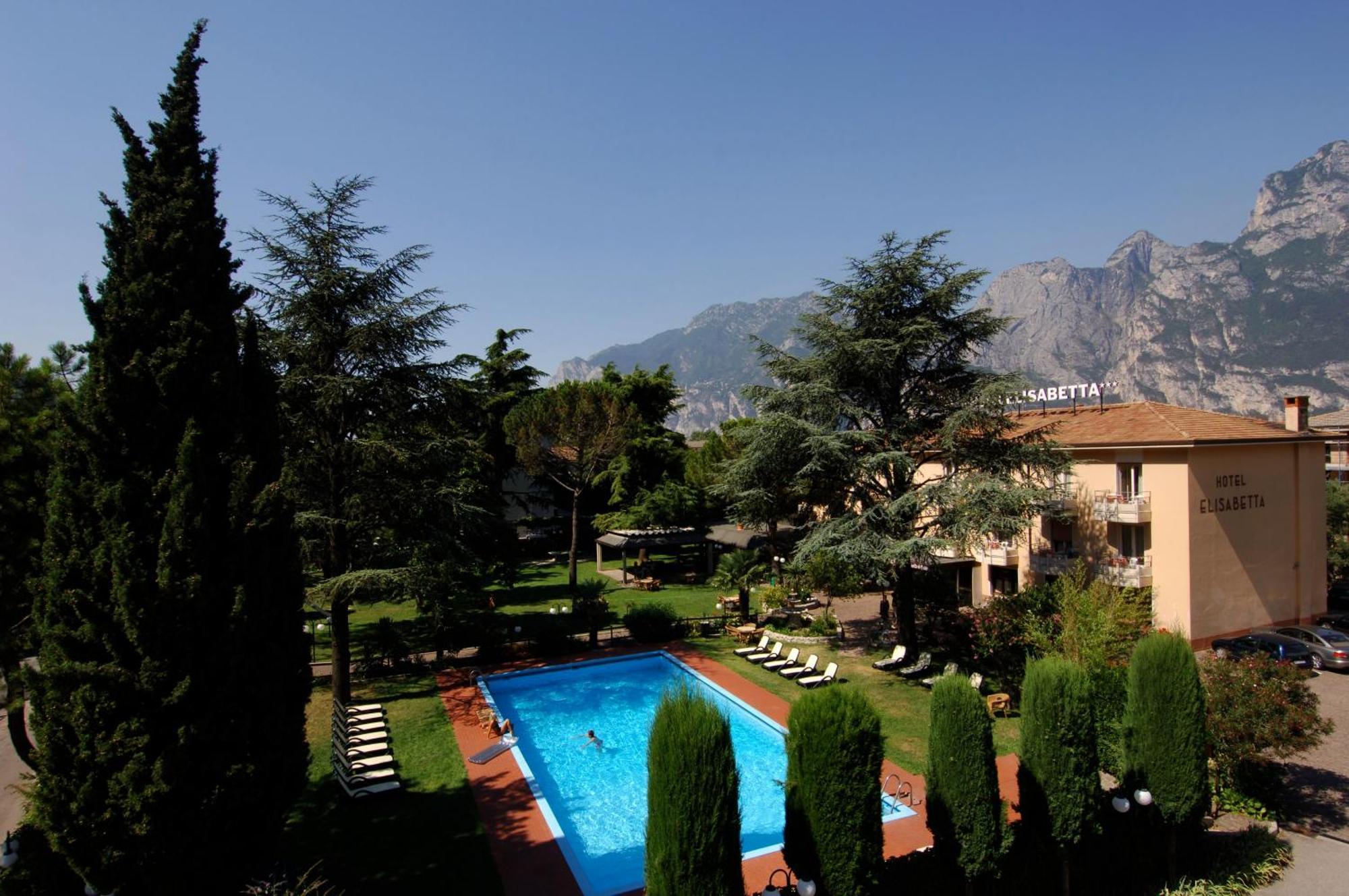 Hotel Elisabetta Torbole Sul Garda Zewnętrze zdjęcie